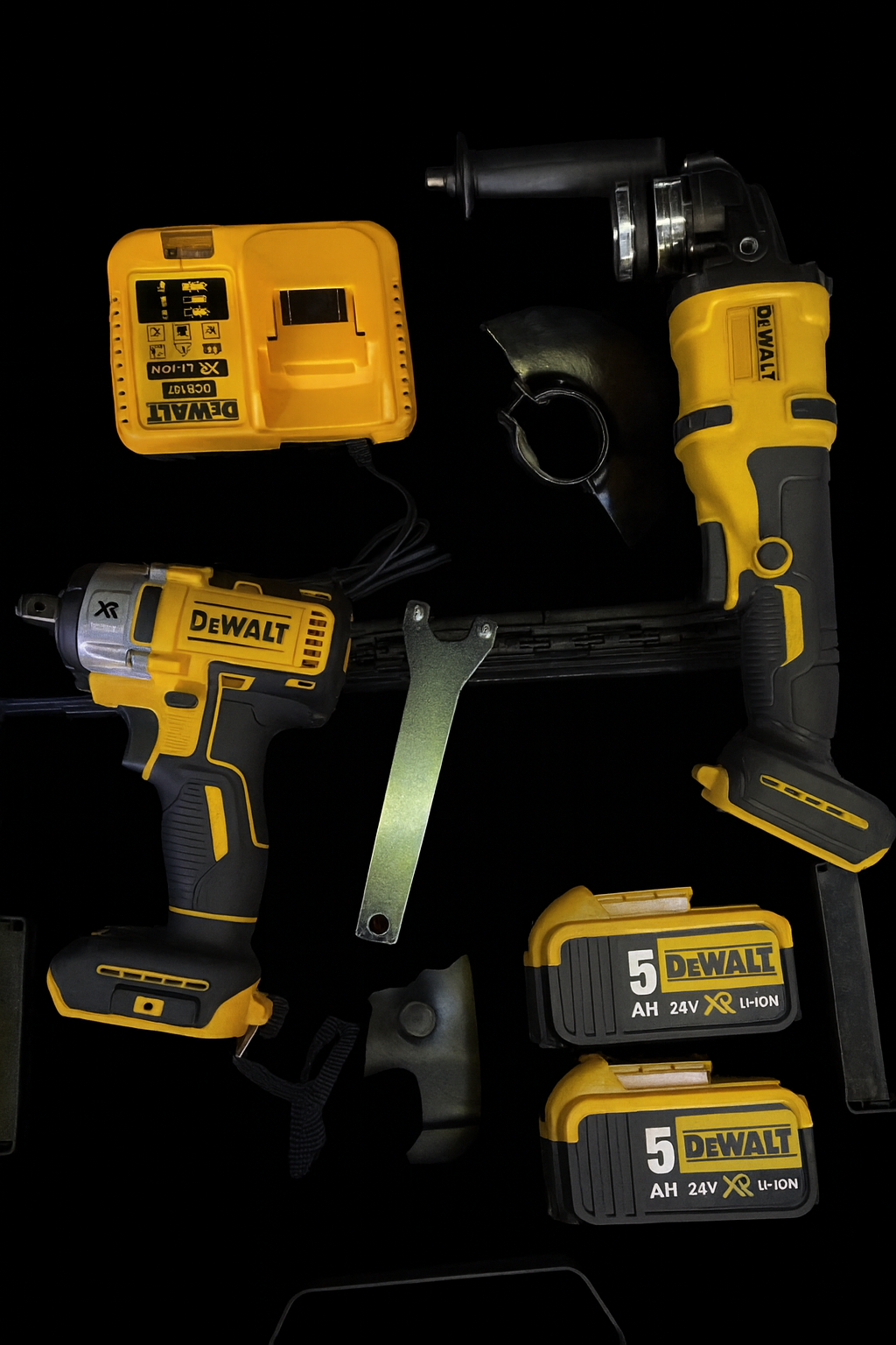 Акумулаторен безчетков ъглошлайф и гайковерт DEWALT
